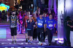 BIB: 4385, 3624
                            <button type="button" onclick="openModal(26261222)" class="btn btn-primary btn-sm float-right btn-popup" data-toggle="modal" data-target=".modal-high-quality">
                        <i class="fas fa-shopping-cart"></i> Add to Cart
                    </button>
                                            <button type="button" onclick="isThisMe(26261222, true)" class="btn btn-success btn-sm float-right btn-popup btn-isme hidden" data-toggle="tooltip" data-placement="bottom" title="นี่คือรูปของคุณใช่ไหม คลิกที่นี่เพื่อเอาเข้าอัลบั้ม">
                        <i class="fas fa-plus"></i> Add to album
                    </button>
                    <button type="button" onclick="isThisMe(26261222, false)" class="btn btn-warning btn-sm float-right btn-popup btn-isnotme hidden">
                        <i class="fas fa-ban"></i> Remove from album
                    </button>